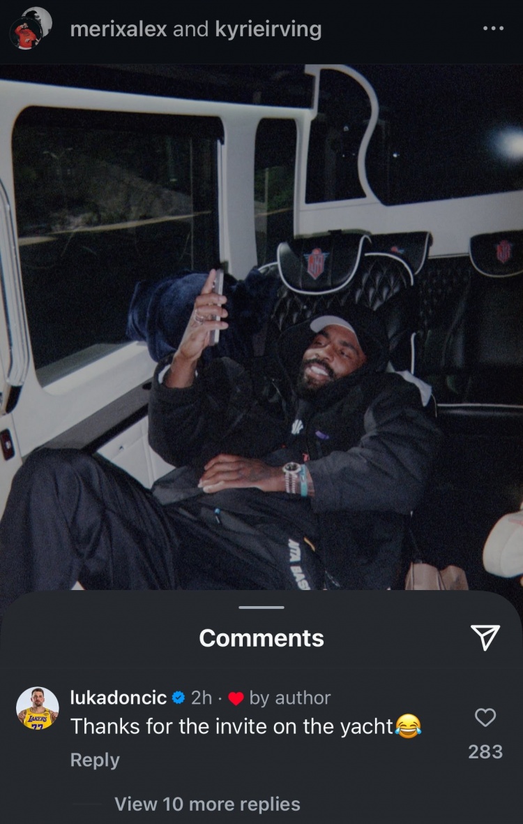 欧文晒其游艇出游照!077现身评论区:感谢你的邀请😂