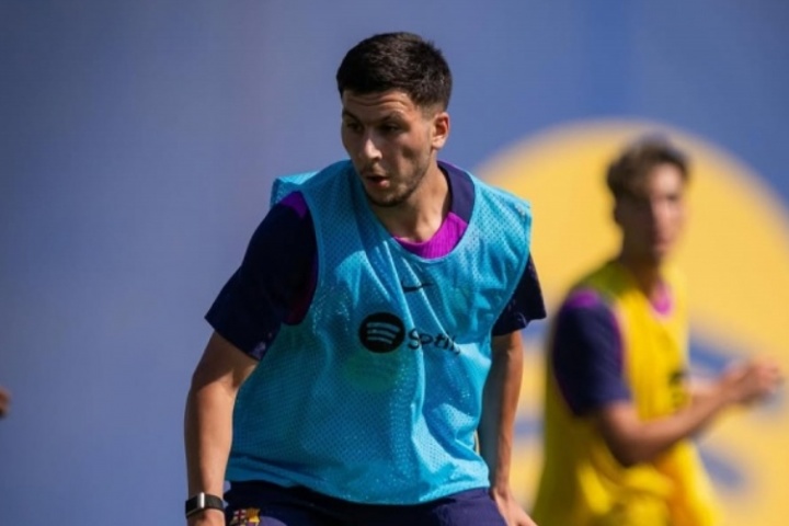 星空体育官网-努力终有回报！世体：巴萨19岁新援巴德吉将随队出征季前赛