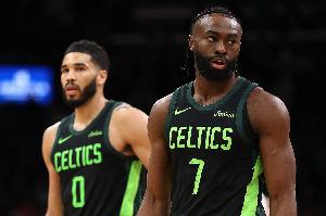 星空体育-谁更好？路威：杰伦-布朗胜过乔治、米切尔、哈登、小卡、塔图姆