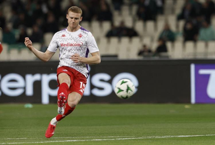 星空体育-莫雷托：利雅得新月3500万欧元报价佛罗伦萨后卫科穆佐