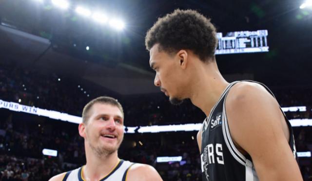 星空体育-未来属于他！文班力压约基奇 大爆冷改变西部格局？