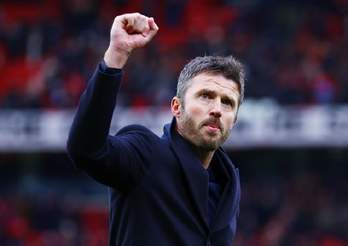 星空体育-卡里克详述曼联复兴计划获高层认可|每日镜报|托马斯-卡里克|爵士|格雷泽|乔尔_新浪体育_新浪新闻